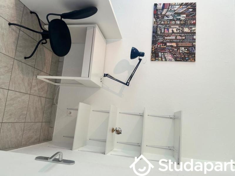 Chambre - 10 m² - 1 pièce