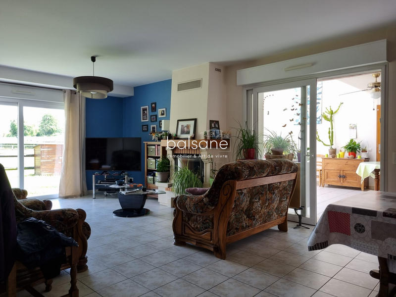 Maison contemporaine - 215 m² - 9 pièces