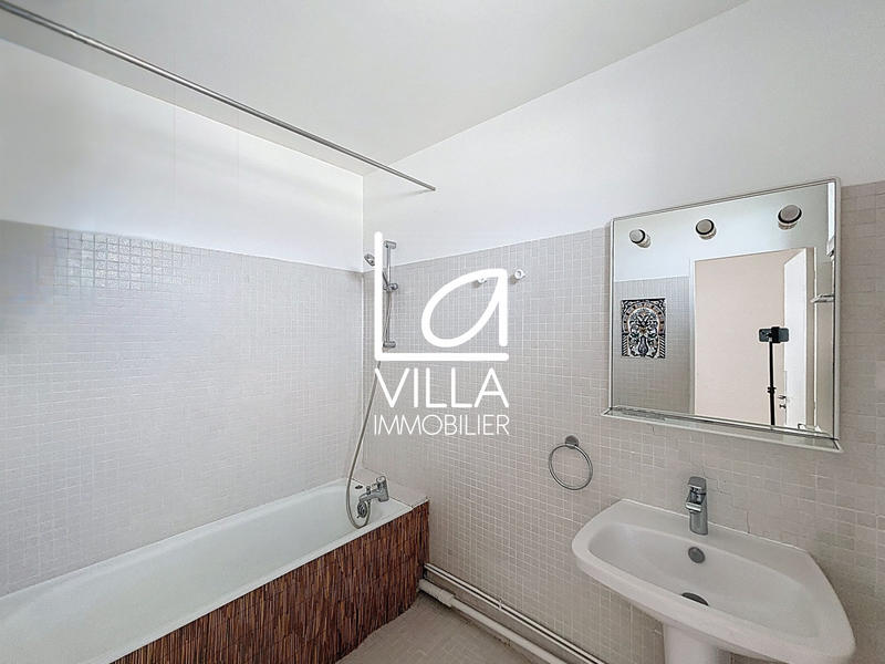 Appartement - 57 m² - 2 pièces