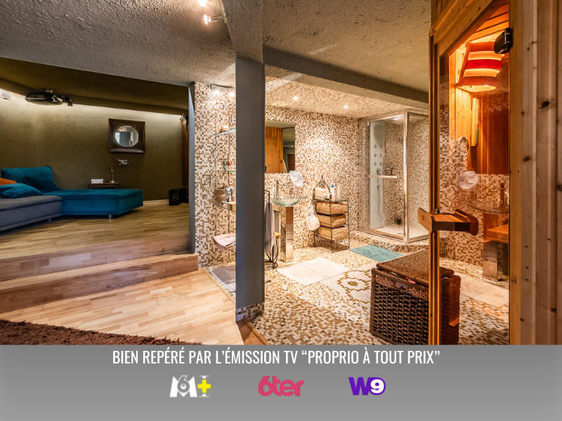 Maison - 365 m² - 9 pièces