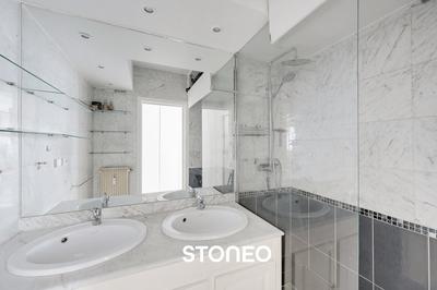 Appartement ancien - 68 m² - 3 pièces