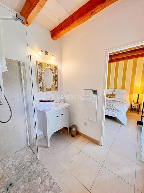 Propriété - 361 m² - 11 pièces