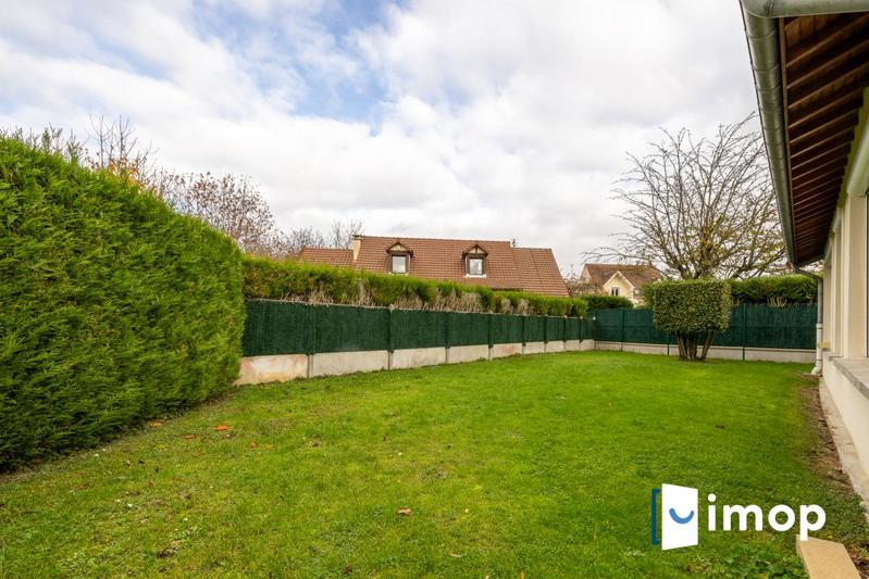 Maison - 210 m² - 5 pièces