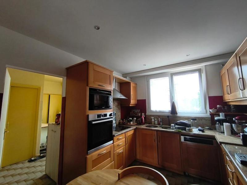 Propriété - 277 m² - 6 pièces