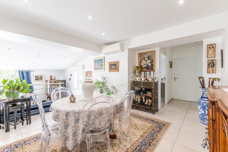 Villa - 90 m² - 3 pièces