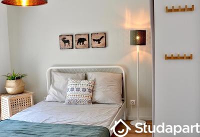 Chambre - 12 m² - 1 pièce