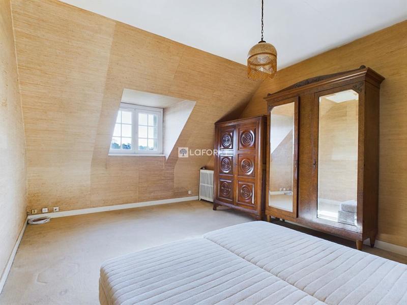 Demeure - 188 m² - 8 pièces