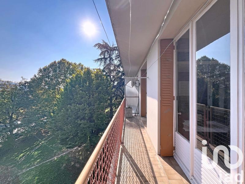 Appartement - 70 m² - 4 pièces