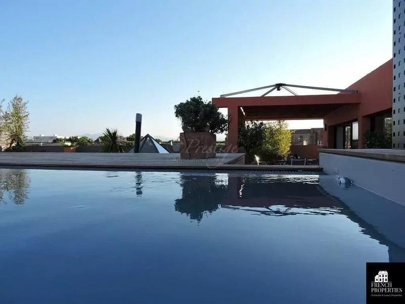 Appartement - 174 m² - 6 pièces