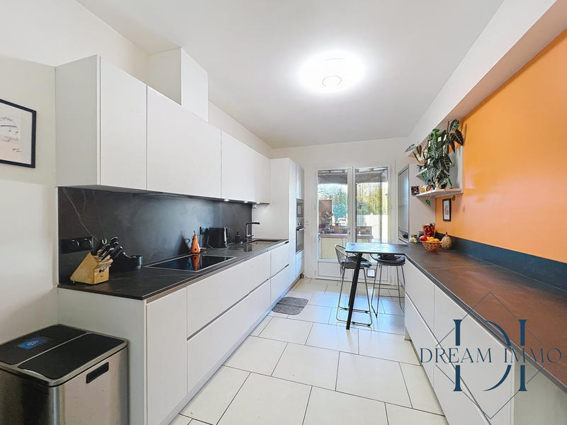 Mas - 405 m² - 17 pièces