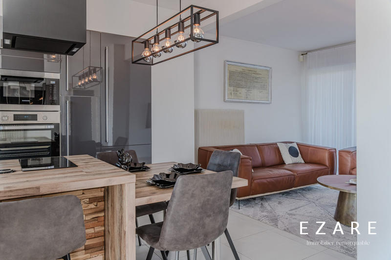 Maison - 141 m² - 5 pièces