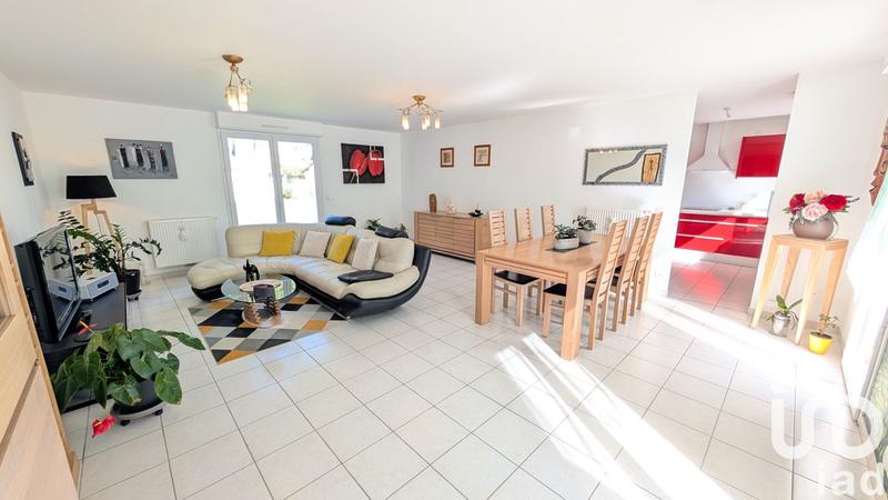 Maison - 130 m² - 6 pièces