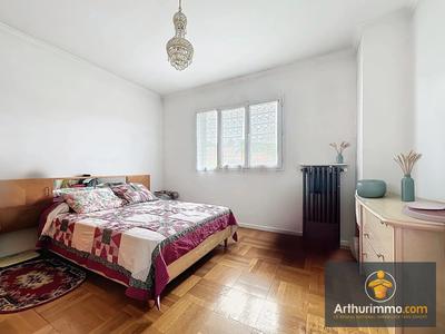 Maison - 174 m² - 7 pièces