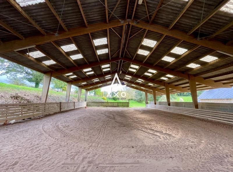 Haras - 180 m² - 8 pièces