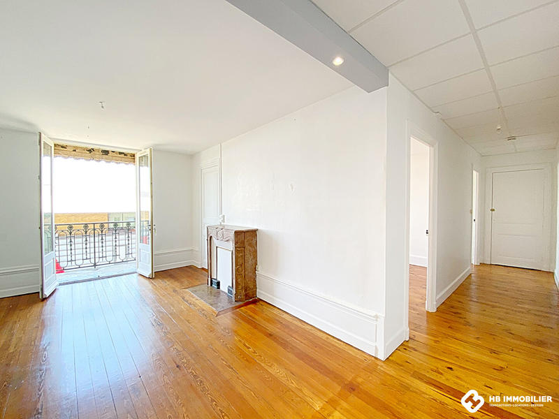 Appartement - 70 m² - 3 pièces