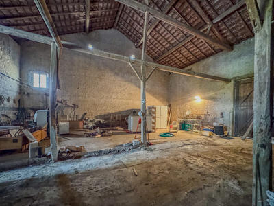 Maison ancienne - 308 m² - 1 pièce