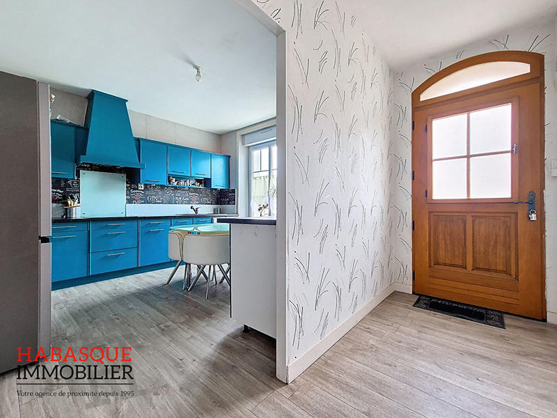 Maison - 104 m² - 6 pièces