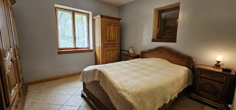 Maison - 228 m² - 7 pièces