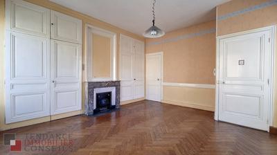 Maison ancienne - 110 m² - 5 pièces