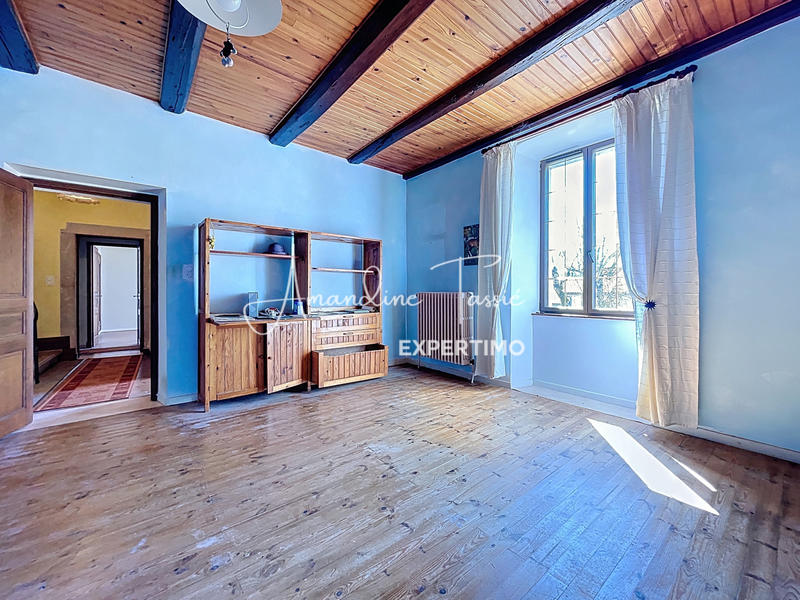 Maison - 204 m² - 6 pièces