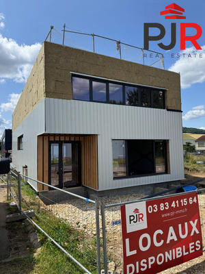 Local d'activités - 165 m²