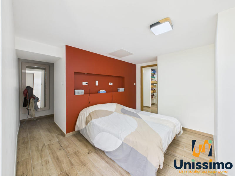 Maison - 170 m² - 7 pièces