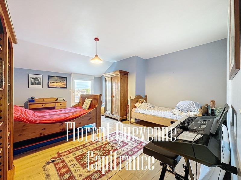 Maison - 298 m² - 7 pièces