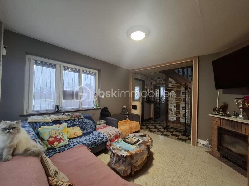 Maison - 90 m² - 6 pièces