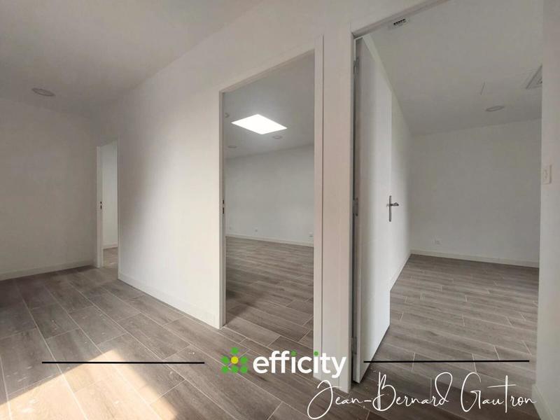 Bureau - 75 m² - 3 pièces