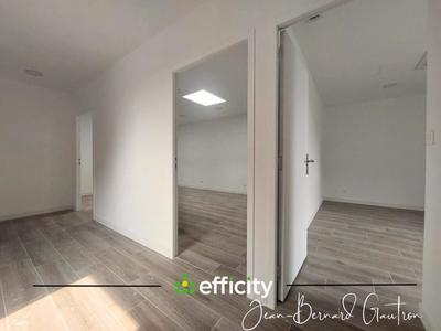 Bureau - 75 m² - 3 pièces