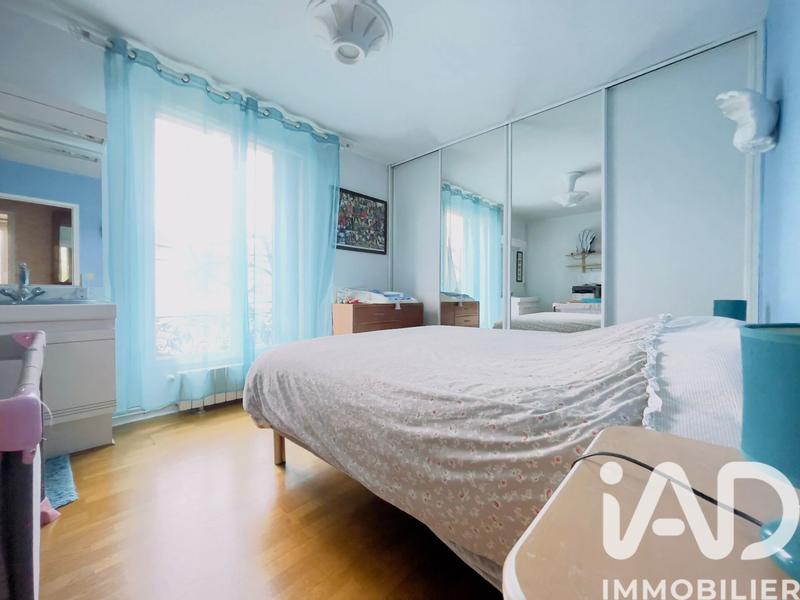 Maison - 246 m² - 10 pièces