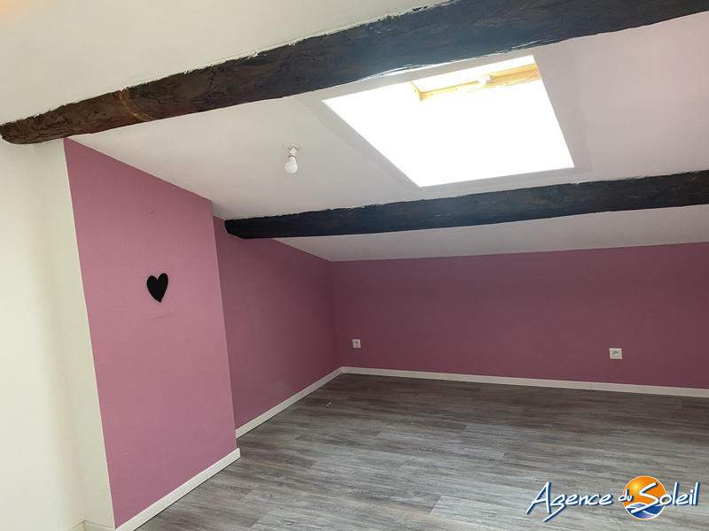 Appartement - 99 m² - 4 pièces