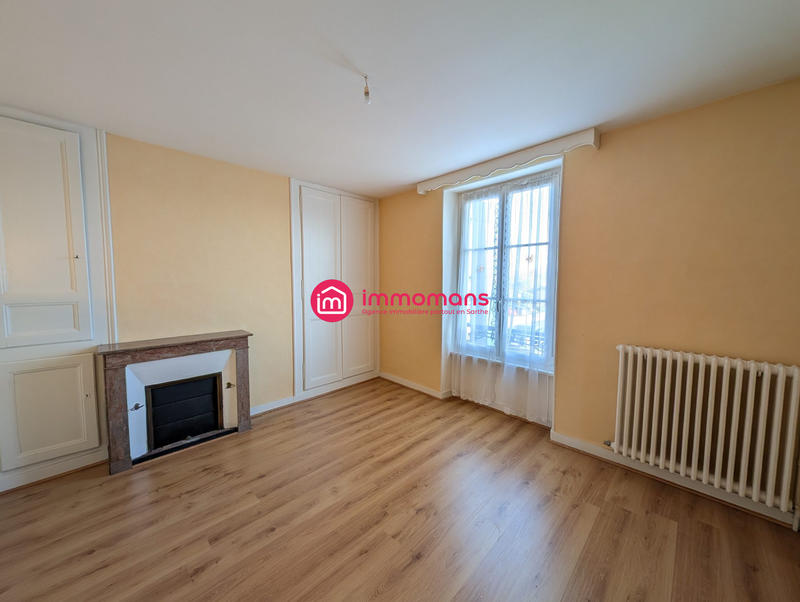 Maison - 220 m² - 9 pièces