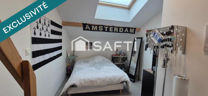 Maison - 250 m² - 10 pièces