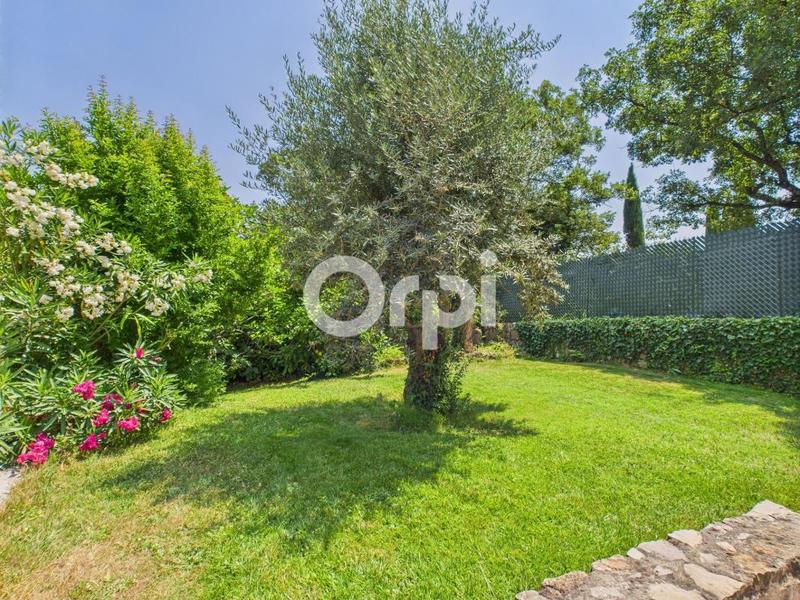 Maison - 250 m² - 5 pièces