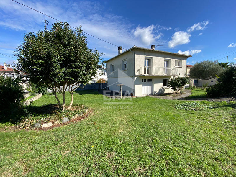 Maison - 99 m² - 5 pièces