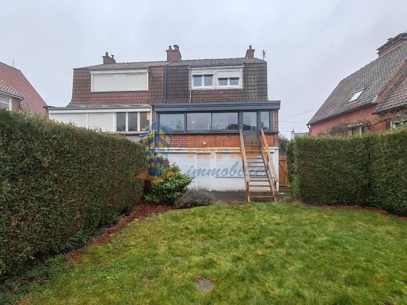 Maison - 80 m² - 4 pièces