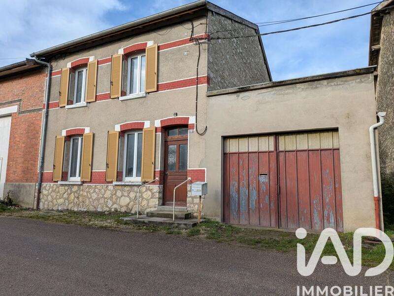 Maison de village - 94 m² - 5 pièces
