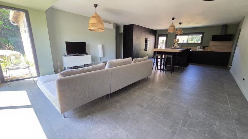 Maison - 108 m² - 4 pièces