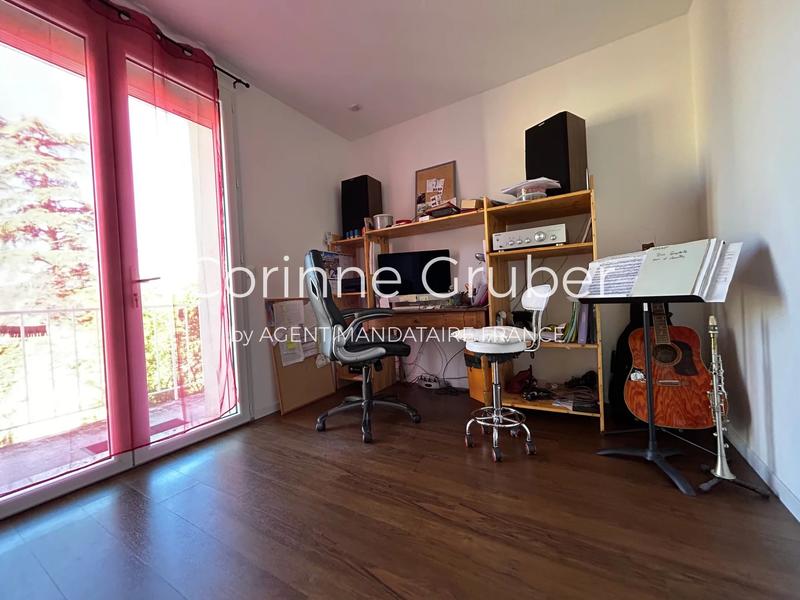 Appartement - 133 m² - 7 pièces