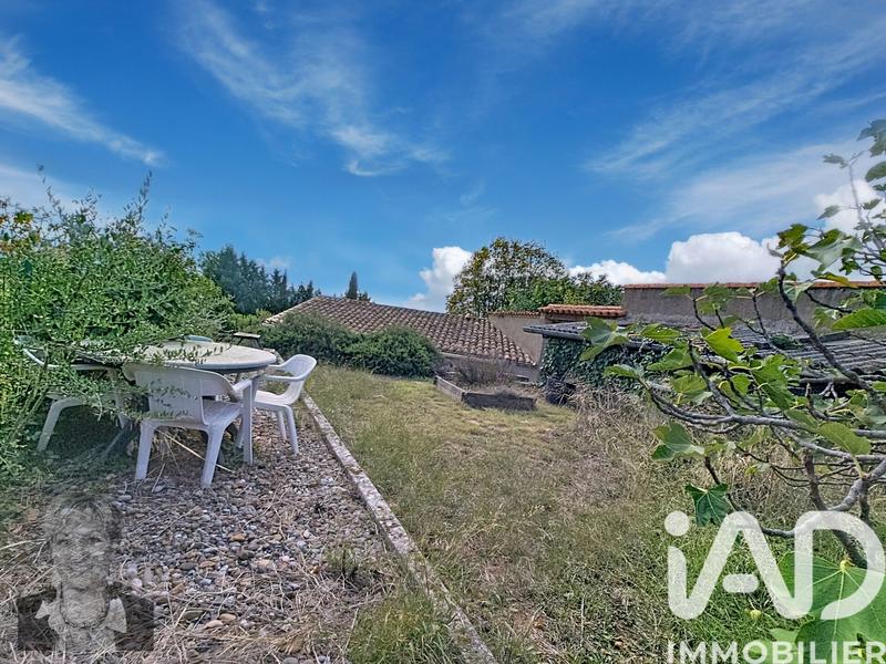 Maison - 228 m² - 8 pièces