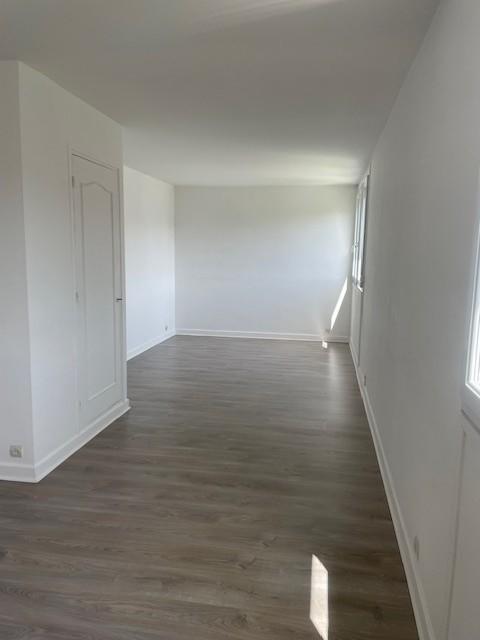 Appartement - 98 m² - 4 pièces