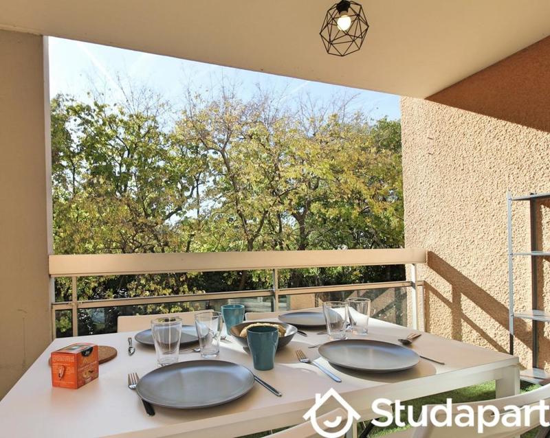 Chambre - 11 m² - 1 pièce