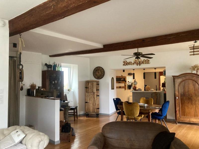 Maison en pierre - 250 m² - 10 pièces