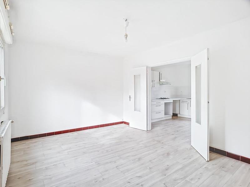 Maison - 96 m² - 5 pièces