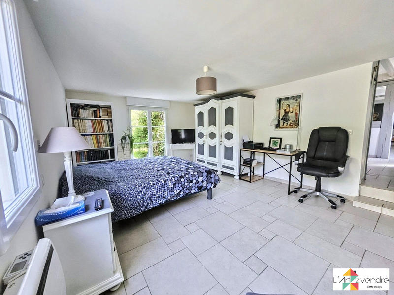 Maison - 182 m² - 6 pièces