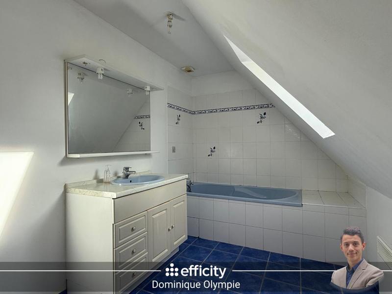 Maison - 85 m² - 6 pièces