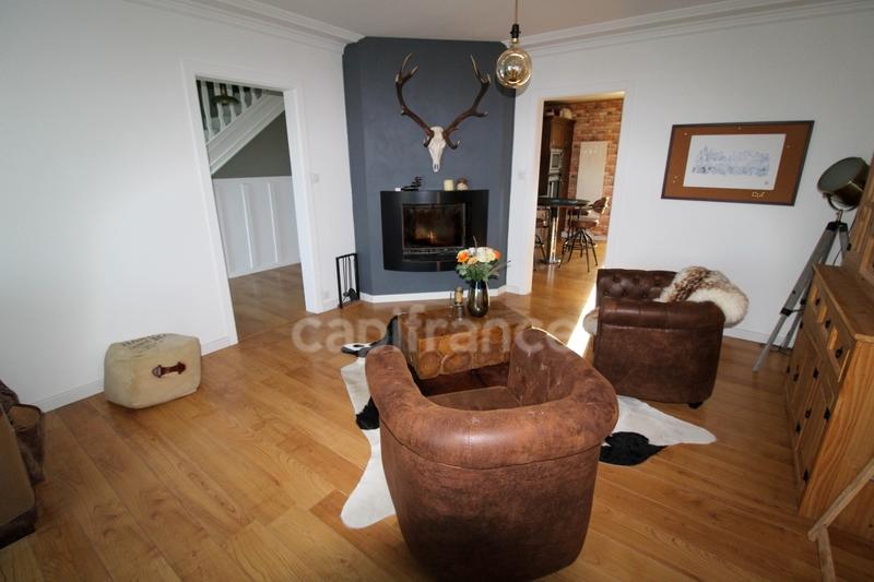 Maison - 140 m² - 6 pièces