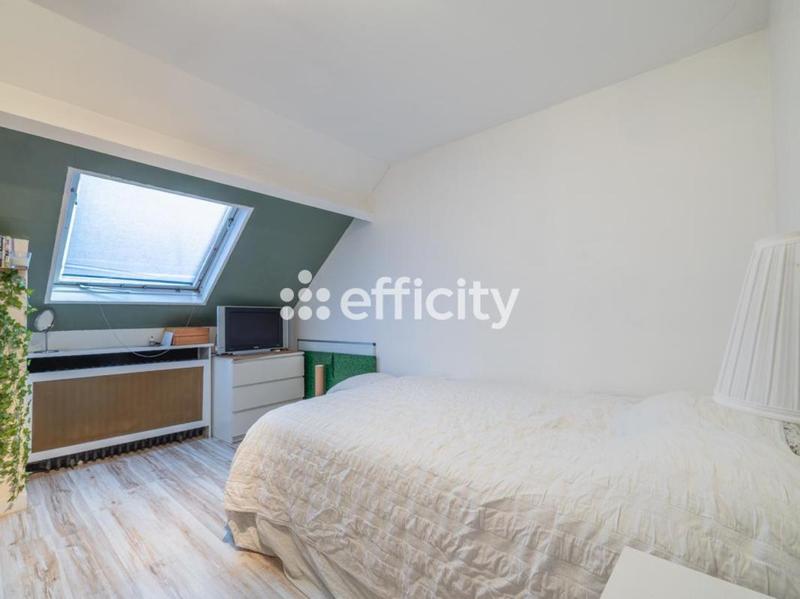 Pavillon - 311 m² - 8 pièces