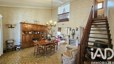 Maison - 90 m² - 3 pièces